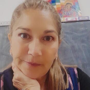 Babysitter in Cabo Frio: Marcela