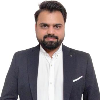 Nanny job in Mumbai: babysitting job Bhavik