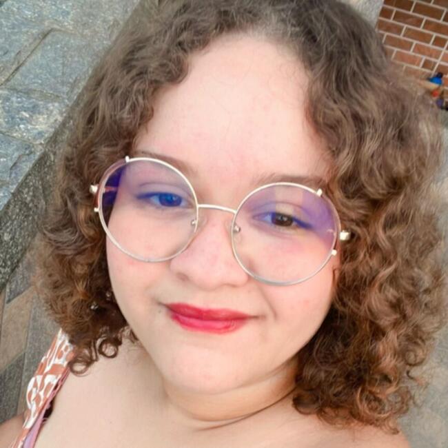 Babysitter in Nova Iguaçu: Ana Carolina