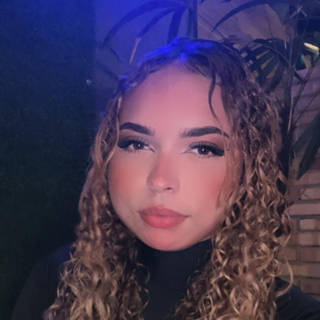 Babysitter in Belo Horizonte: Jamily