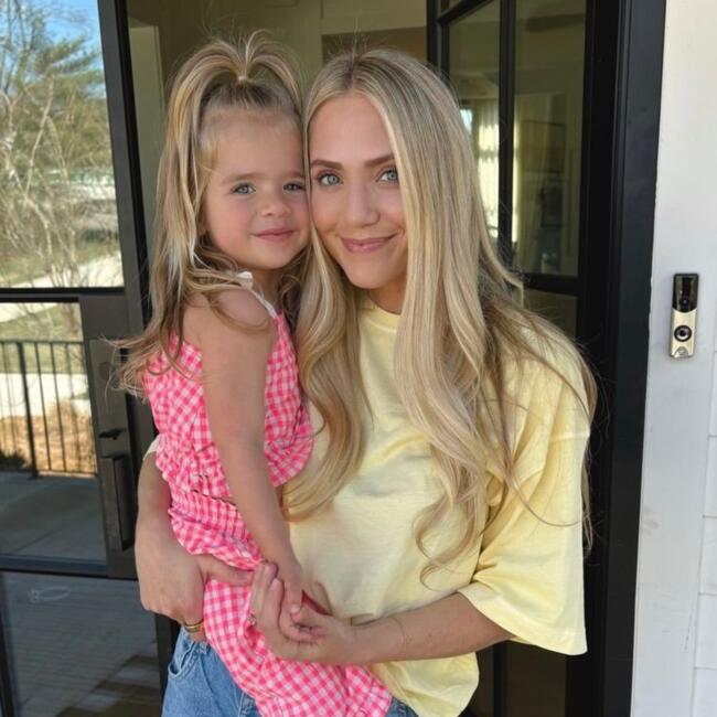 Babysitting job in Nelspruit: Amy