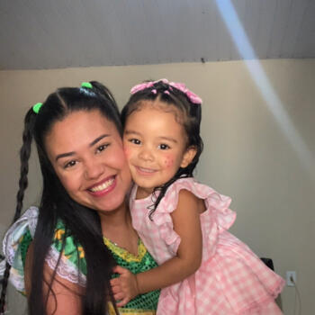 Babysitter in Canaã dos Carajás: Mayra