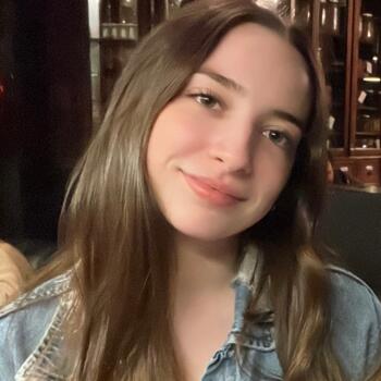 Babysitter στην περιοχή Μοντεβιδέο: Angélica