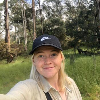 Babysitter London: Phoebe