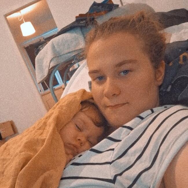 Babysitter Job in Wittenberge: Emily