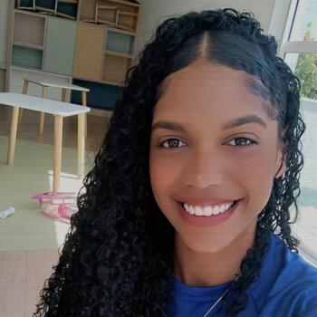 Babysitter in São Cristóvão: Emilly