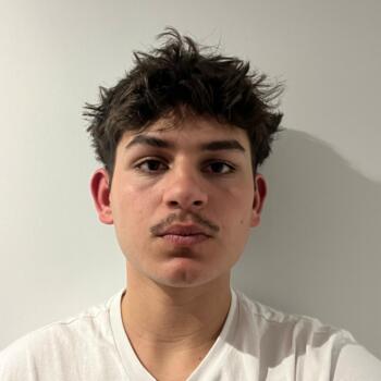 Babysitter in Algueirão: Santiago