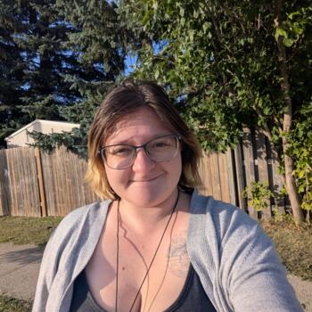 Babysitter in Guelph: Hanna