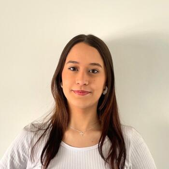 Babysitter in Montevideo: Nicole 