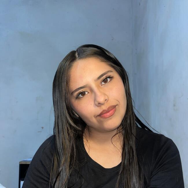 Babysitter in Salta: Loana