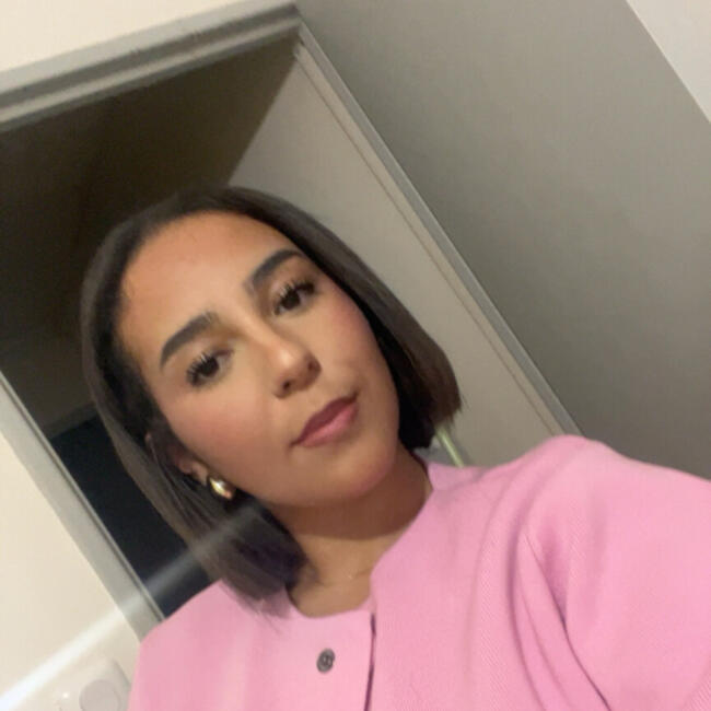 Babysitter in Trèbes: Shaima