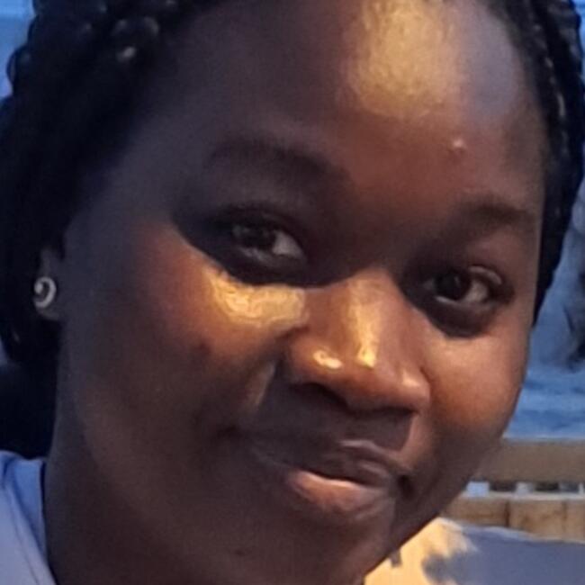 Babysitter in Antony: Madina