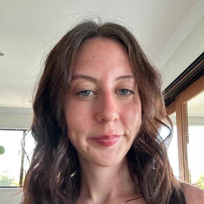 Babysitter in Brisbane: Ella