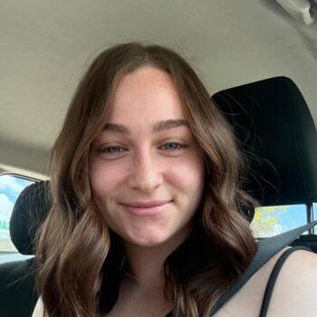 Babysitter in Townsville: Jorja