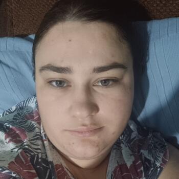 Babysitter in Floreni: Loredana