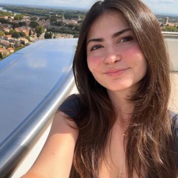 Babysitter in Lille: Carla
