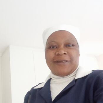 Babysitter Cape Town: Angela