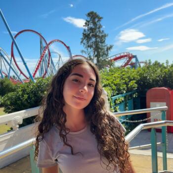 Niñera en Viladecans: Sara