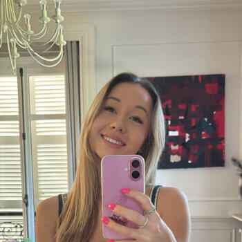 Babysitter in Paris: Noa