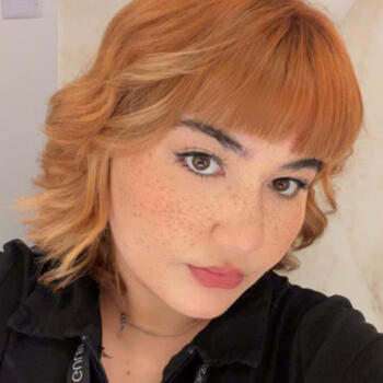 Babysitter in Almada: Maggie