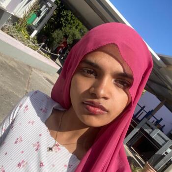 Babysitter em Barreiro: Sara