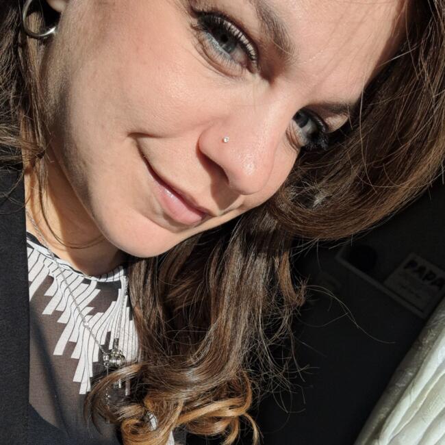 Babysitter in Naples: Enza