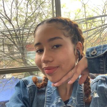 Babysitter in Santiago: Jade Alvarez