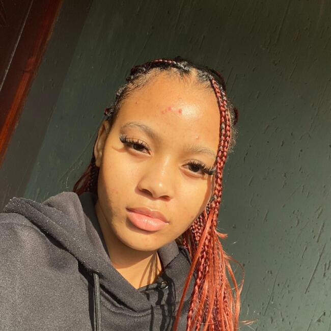 Babysitter in Soweto: Reatile