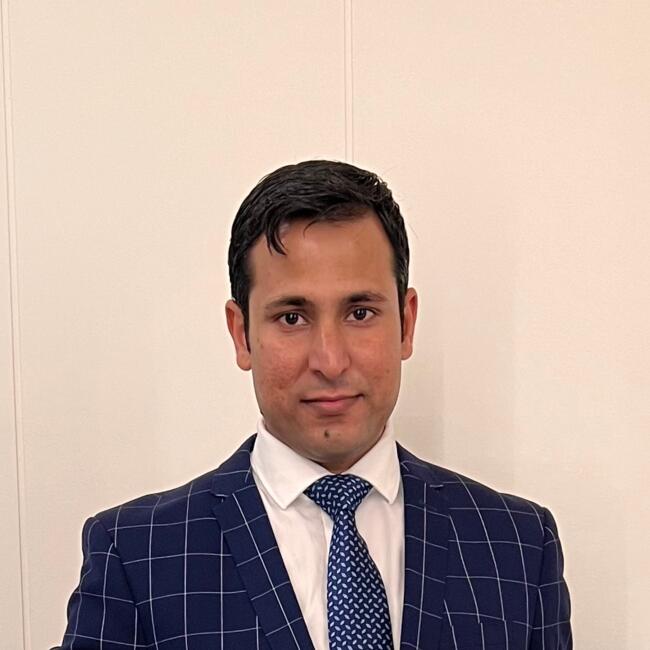 Babysitting job in Jordan Springs: Irfan