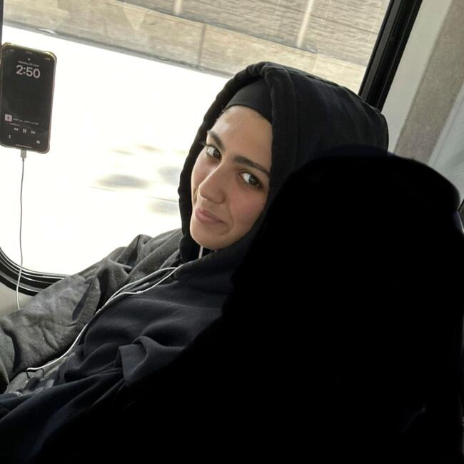 Babysitter in Abu Dhabi: Lolo