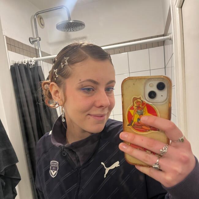 Babysitter in Bordeaux: Léa