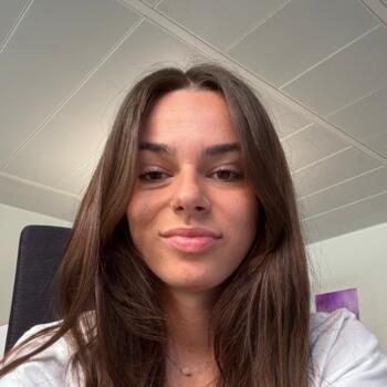 Baby-sitter in Vernier: Alyssa