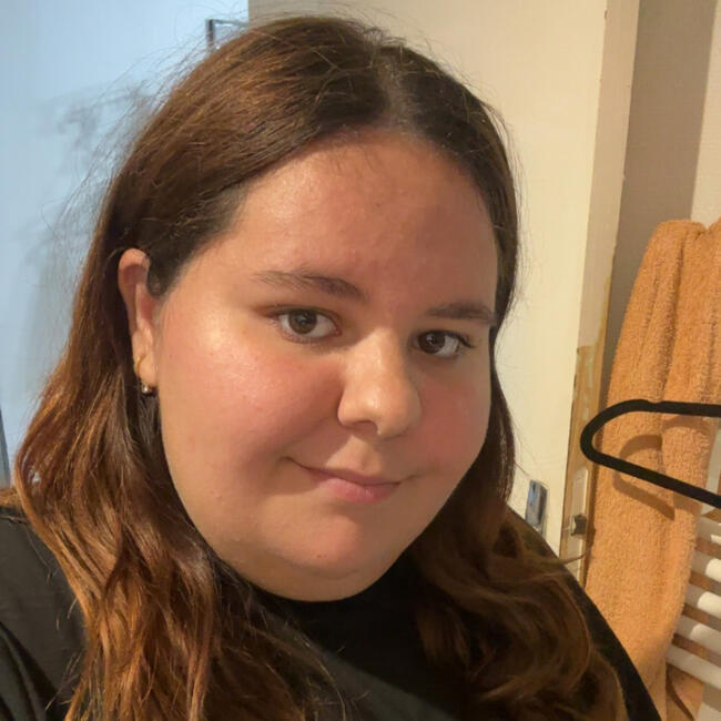 Babysitter in Le Mans: Lorina