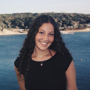 Babysitter em Sesimbra: Ana