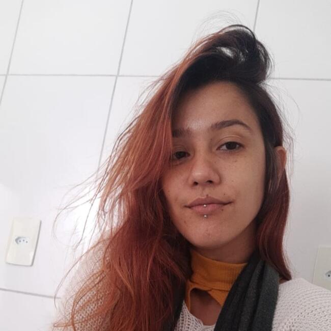 Babá em Florianópolis: Suelen