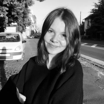 Baby-sitter Villeneuve-d'Ascq: Pauline