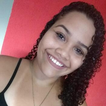 Babá em Macaé: Isabela