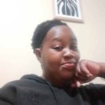 Nanny Secunda: Ncamsile