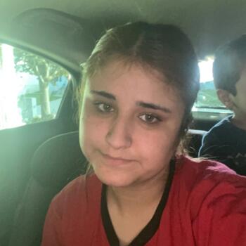 Babysitter in Omaha: Nadia