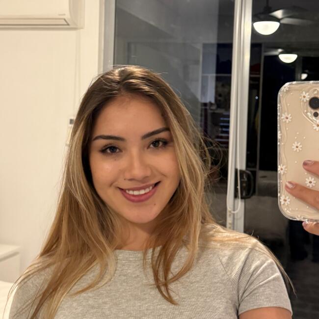 Babysitter in Sydney: Sara