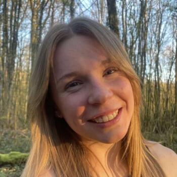 Babysitter in Autrey-lès-Cerre: Léane