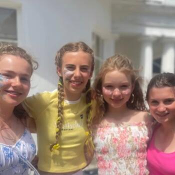 Babysitter in East Molesey: Olivia