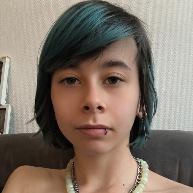 Babysitter in Ugine: Shanna