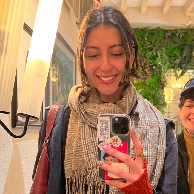 Babysitter in Paris: Orane