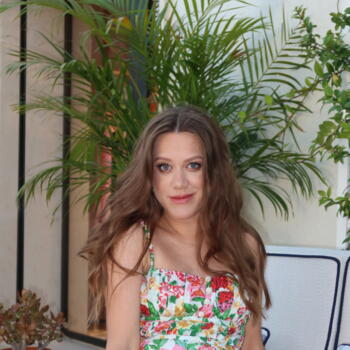 Babysitting job in Saint Athanasios: babysitting job Elena