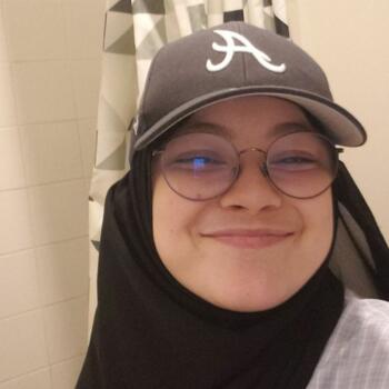 Baby-sitter Villeneuve-d'Ascq: Khadija