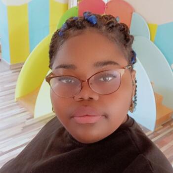 Babysitter in Heist-op-den-Berg: Belinda