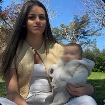 Baby-sitter à Brousses-et-Villaret: Maya