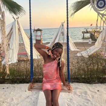 Babysitter in Croydon: Kiyanna-Reese