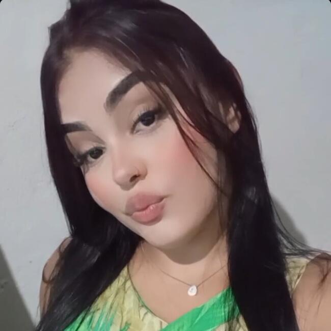 Babysitter in Fortaleza: Clara
